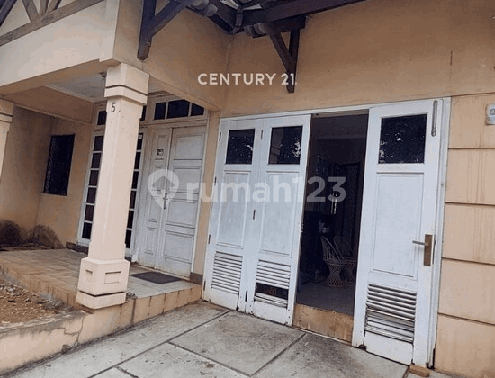 For Sale Strategic House at Attractive Price in Lebak Bulus, South Jakarta