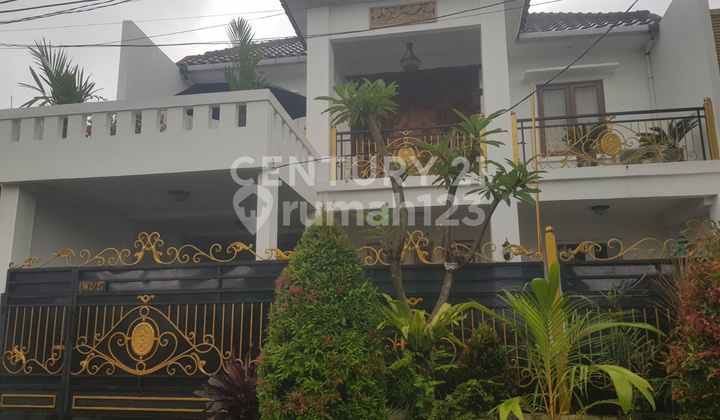 Beautiful House Fully Renovated in Bintaro, Negotiable Price Until Deal. Beautiful House Fully Renovated in Bintaro, Negotiable Price Until Deal.