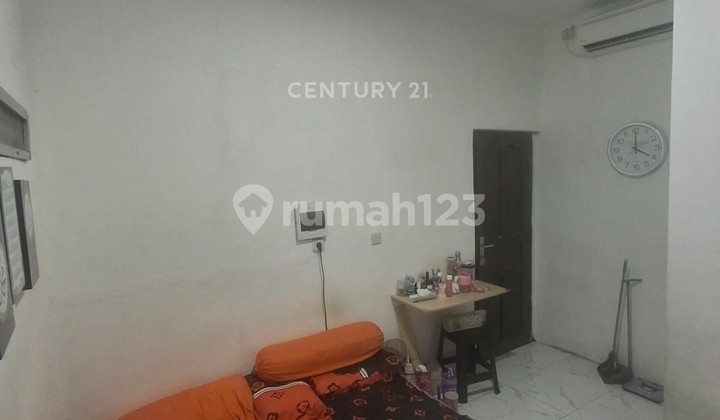 For Sale House in a Complex in South Jakarta DKI Flood-Free 2