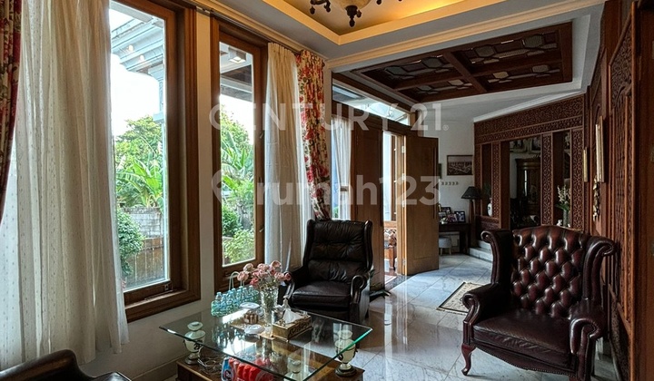 Rumah Mewah Ada Kolam Renang Di Bintaro  Sektor 9 2