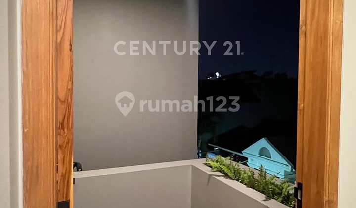 Rumah Baru Di Pondok Indah, Kualitas Premium  2