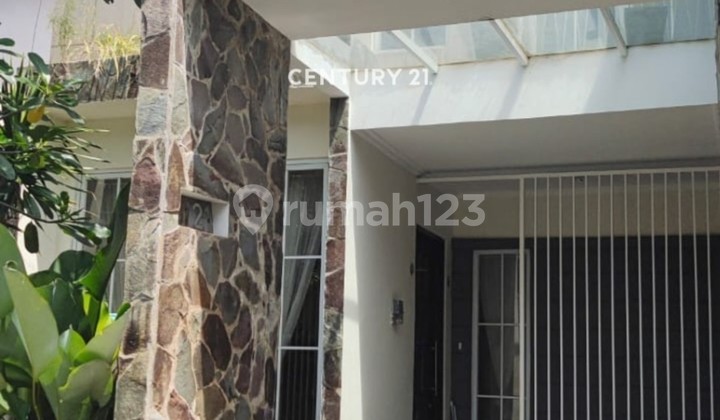 Dijual Rumah Bagus Strategis 2 Lantai di Bintaro Sektor 9