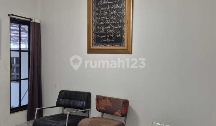 Rumah, 1 Lantai, SHM, di Jatinegara, 2