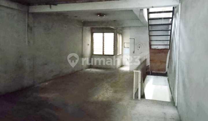 DISEWAKAN RUKO MUARA KARANG RAYA