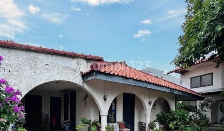 Rumah Luas Cocok untuk Usaha Salemba Jakarta Pusat