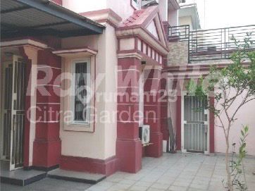 Turun harga dari 2.3 M menjadi 2.050 M Turun harga dari 2.3 M menjadi 2.050 M