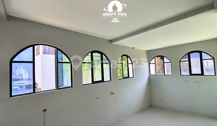 Tempat Usaha Komersial, Strategis Berada di Prapanca Raya Kebayoran Baru Jakarta Selatan