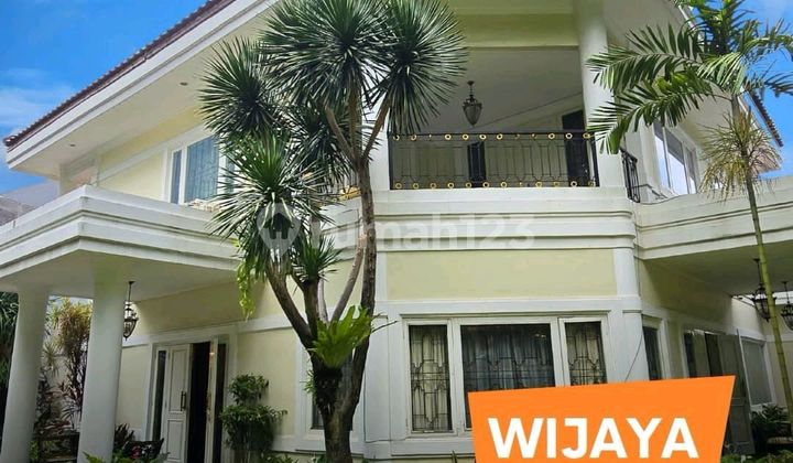 Luxury House in Melawai, South Jakarta