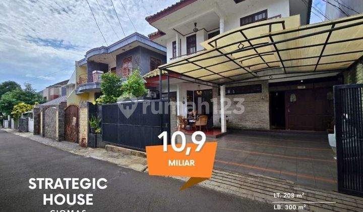 Strategic Area House near Santa Market, SCBD, Senopati, close to ASEAN MRT, South Jakarta