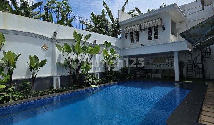 Rumah Mewah Bukit Golf Pondok Indah