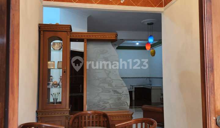 Rumah Luas Full Perabot Di Banyumanik – Harga Sewa Super Nego! 2