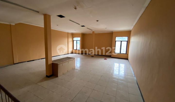 Ruko Murah Ukuran Sangat Luas Di Banyumanik Pinggir Jalan Besar 2