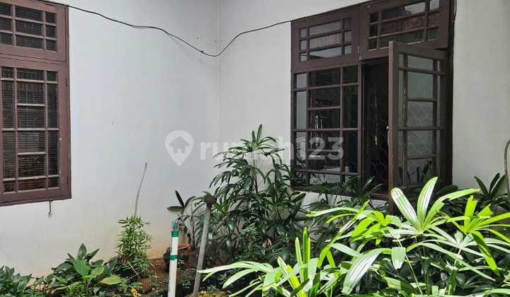 Rumah SHM Lahan 1.020 M² (2 Kavling) di Pondok Kelapa - Duren Sawit