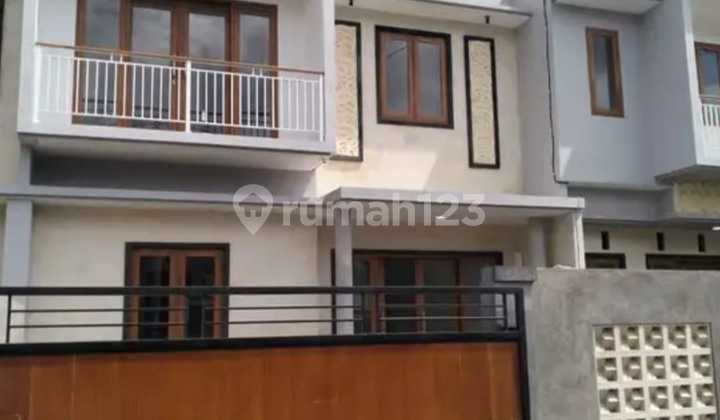 2-Story House in Abianbase Area Near Shopping Center