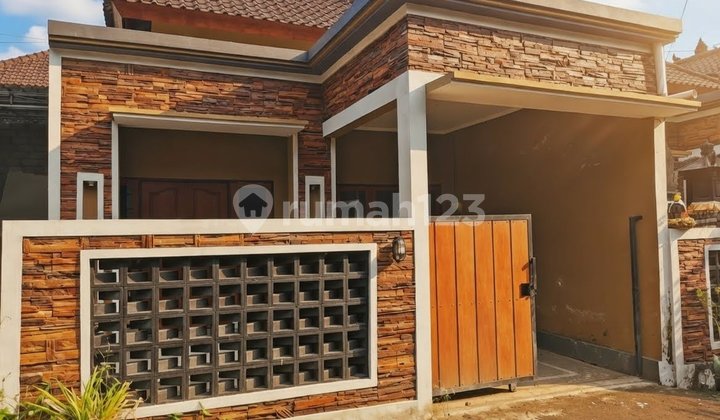 2BR Ready-to-Occupy House Strategic Location Kediri Tabanan Bali