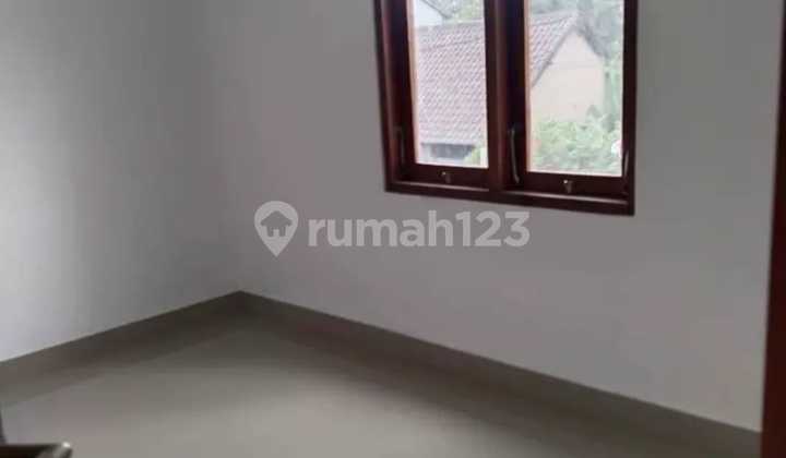 2-Story House in Abianbase Area Near Shopping Center