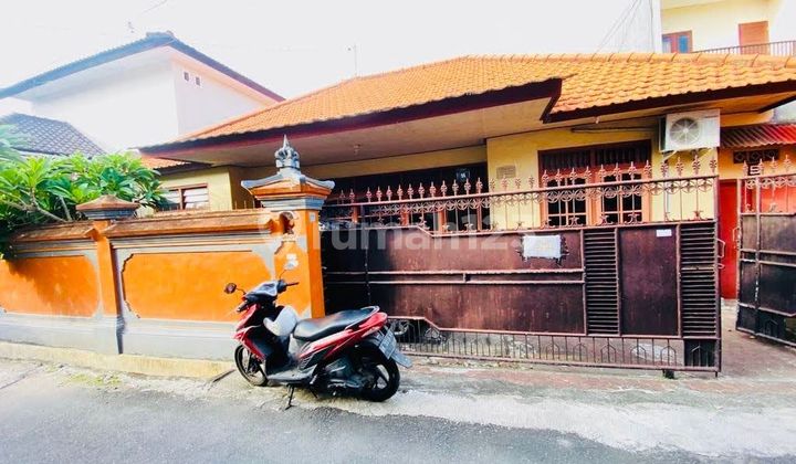 Rumah Luas Strategis di Dauh Puri Kauh, Denpasar Barat