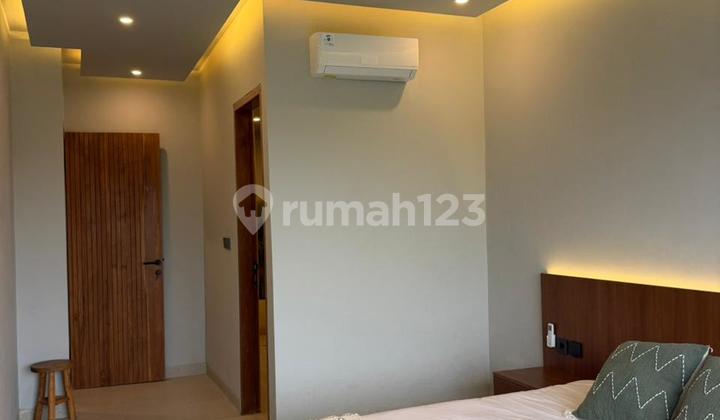 Villa Baru 2 Lt Lengkap View Sawah Strategis Zona Kuning, Munggu