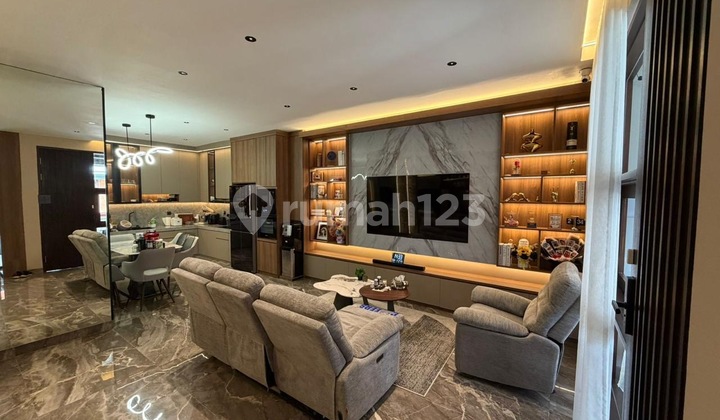 Dijual Luxury House Adhiwangsa, Denpasar Selatan. Dijual Luxury House Adhiwangsa, Denpasar Selatan.