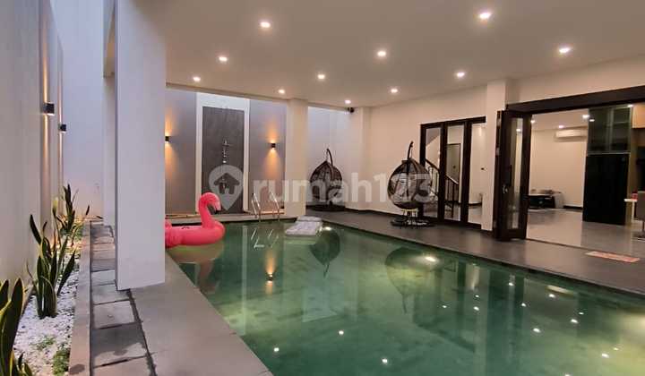 Luxury Yogyakarta House Brutal Discount From 8.8 Billion
