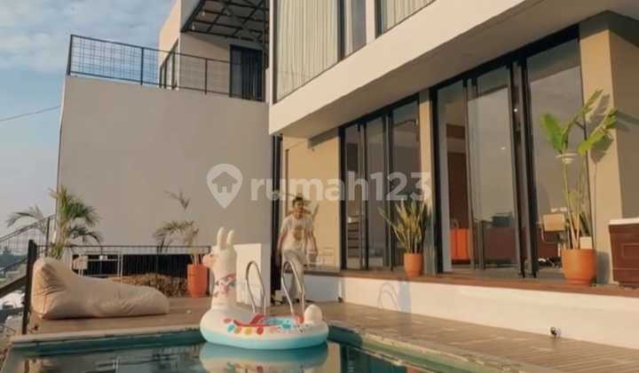 Dijual Villa Lux Mewah Dago