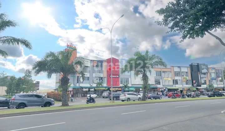 For Rent: Sorrento Shophouse Gading Serpong, Facing Main Road
