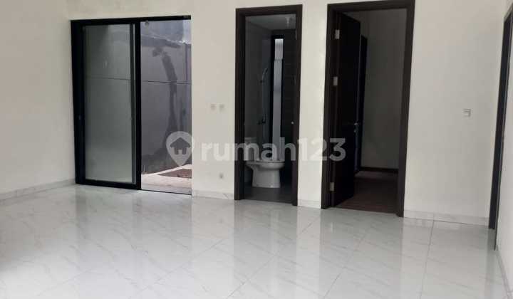Disewakan Rumah Siap Huni Suvarna 2