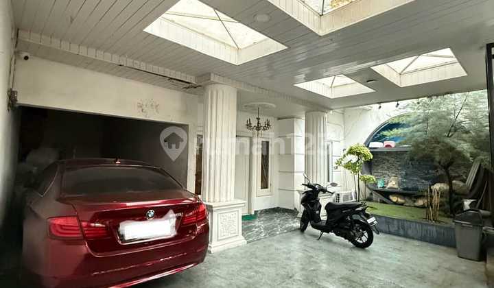 Dijual Rumah Mewah Clasic  2