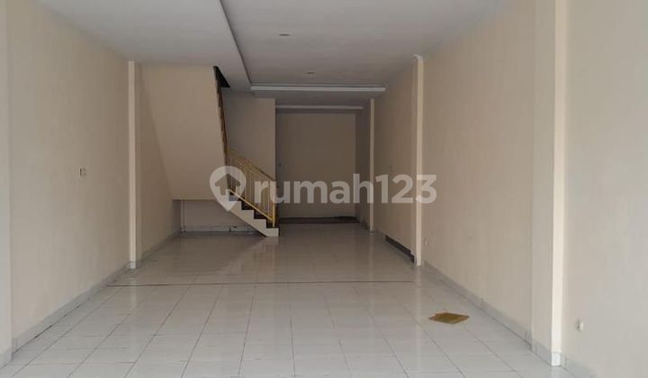 For Rent: Kemang Shop House