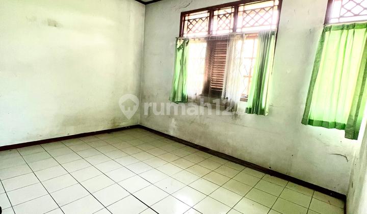 Dijual Cepat Rumah Tua Hitung Tanah