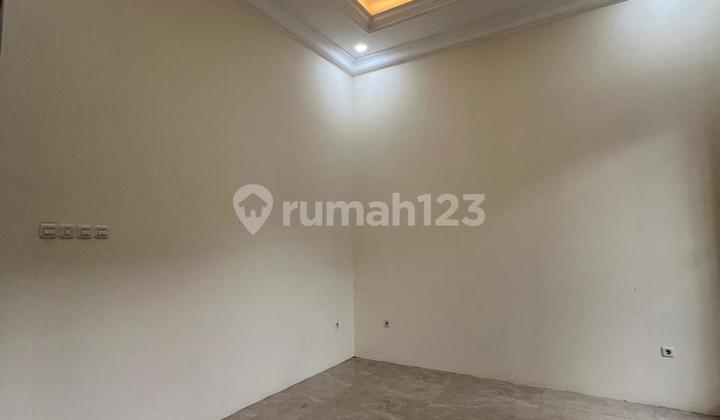Disewakan Rumah Dipejaten 2
