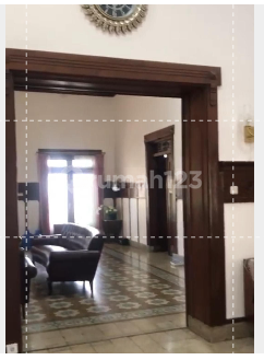 2-STORY DUTCH COLONIAL HOUSE ON JL RAYA DARMO SURABAYA 2