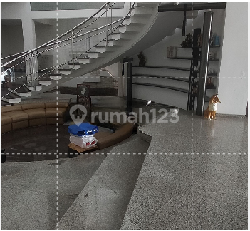 RUMAH TERAWAT 2 LT DI DHARMAHUSADA INDAH SURABAYA DEKAT GALAXY MALL  2