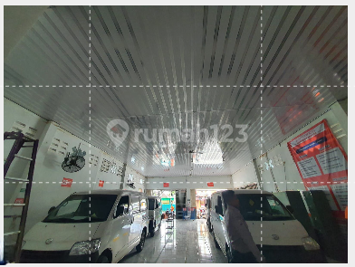 Warehouse and Shop House in the Sawunggaling Area, Bojonegoro Warehouse and Shop House in the Sawunggaling Area, Bojonegoro