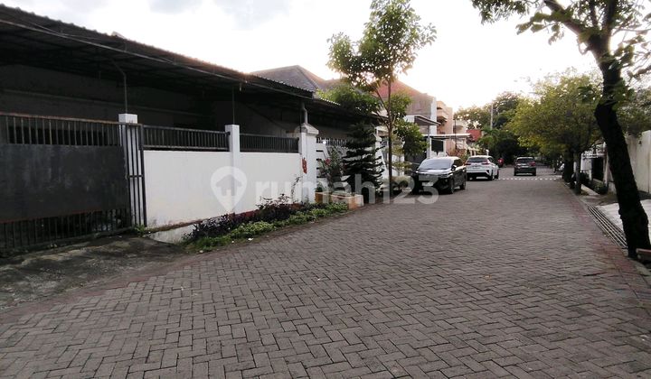 Former Warehouse House Near Jl Raya Kendangsari 2