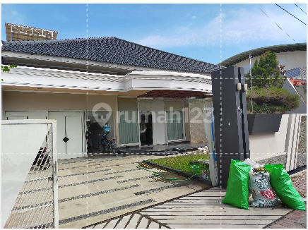 Ready-to-Live House Fully Furnished in Kenjeran