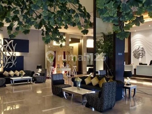 Modern Beautiful Hotel in South Cikarang Near Toll Access