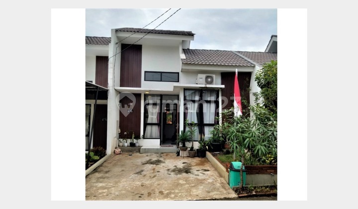 Tinggal Bawa Koper! Rumah Second di Parung Bogor