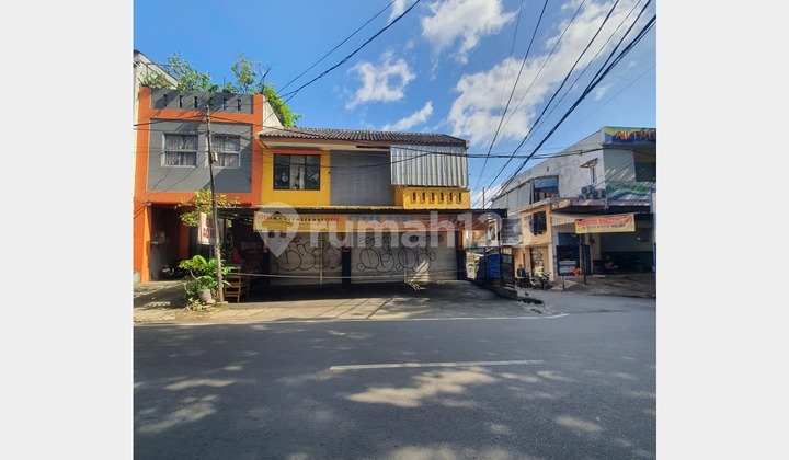 Ruko 2 Lantai Lingkungan Bisnis Aktif di Gandaria Utara