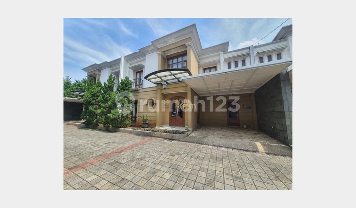 Rumah Siap Huni 2 Lantai di Cluster Jl. Joe Kelapa Tiga