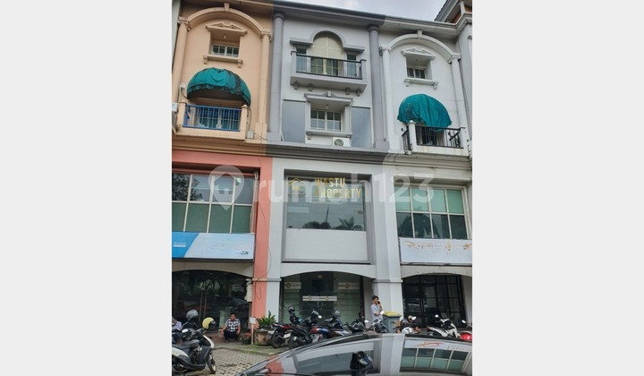 Ruko 4 Lantai Siap Pakai di Lokasi Emas Dekat Pim 1