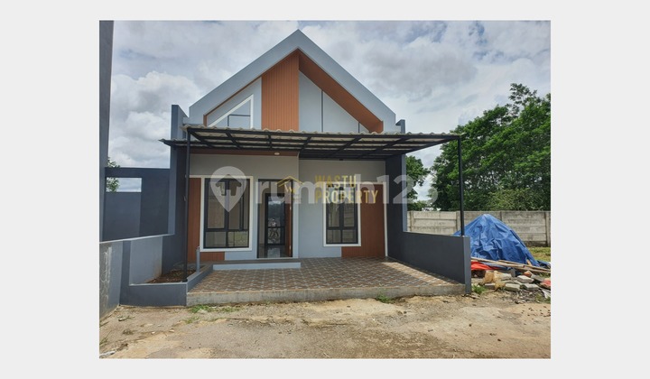 New Modern Design House Budget 500 Million in Cibinong 1