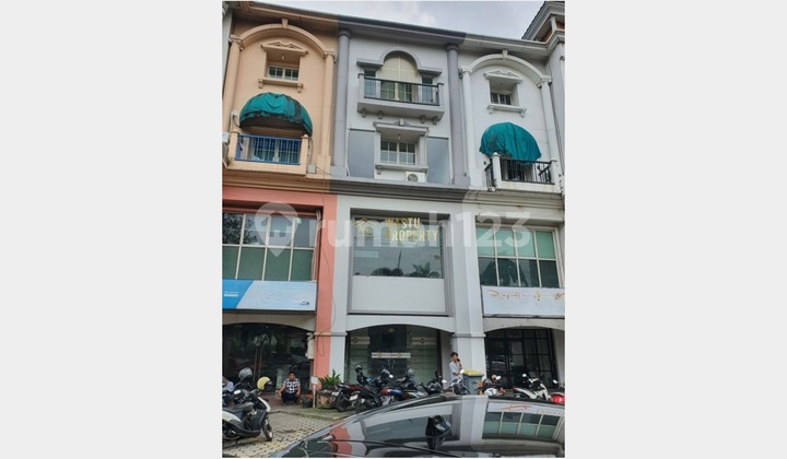 Premium Ruko Ready to Operate in North Gandaria Near PIM 1