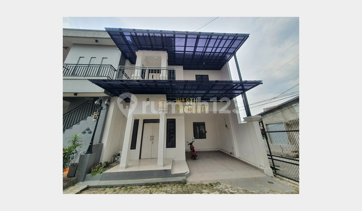 Well-Maintained Second-Hand House in Cinere Near Super Indo Gandul