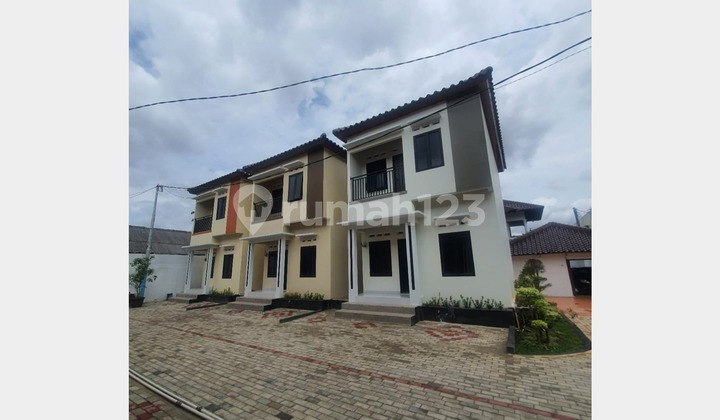 Rumah Murah 2 Lantai Siap Huni di Jaticempaka Bekasi