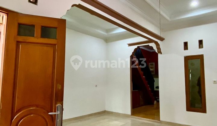 Jual Cepat Rumah Bagus Siap Huni Lokasi Taman Kebalen Bekasi 2