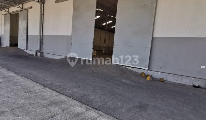 Disewakan Ready 3 Gudang Lokasi Narogong Permeter 58.000 Nego
