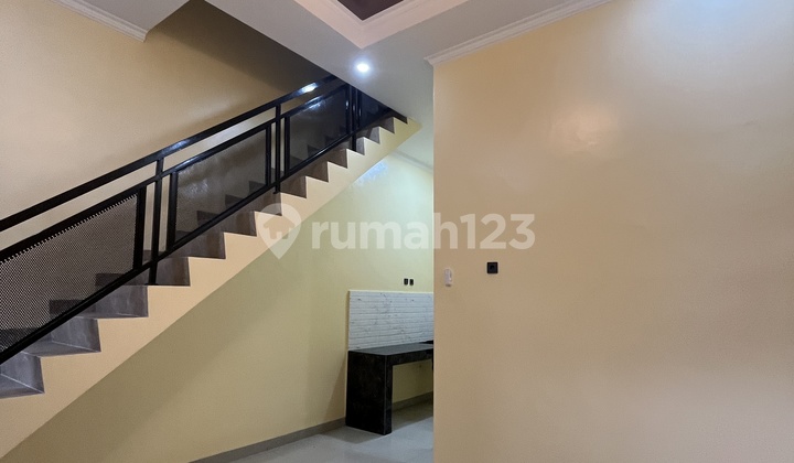 Jual Rumah 2lantai Renovasi Siap Huni Minimalis Permata Hijau Permai Bekasi Kota Dekat Summarecon Bekasi 2