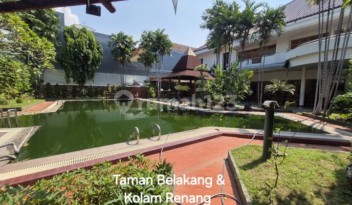 Dijual Rumah Mewah Classic Modern Kertajaya Indah 1