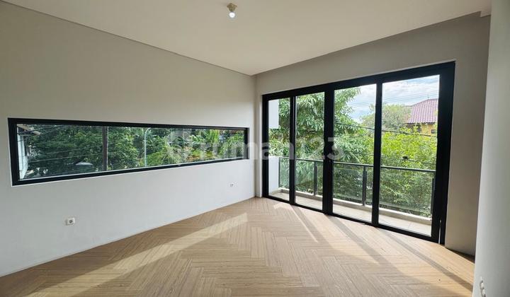 Dijual Rumah Modern Baru Gress Gayung Kebonsari 2 Lantai Dijual Rumah Modern Baru Gress Gayung Kebonsari 2 Lantai